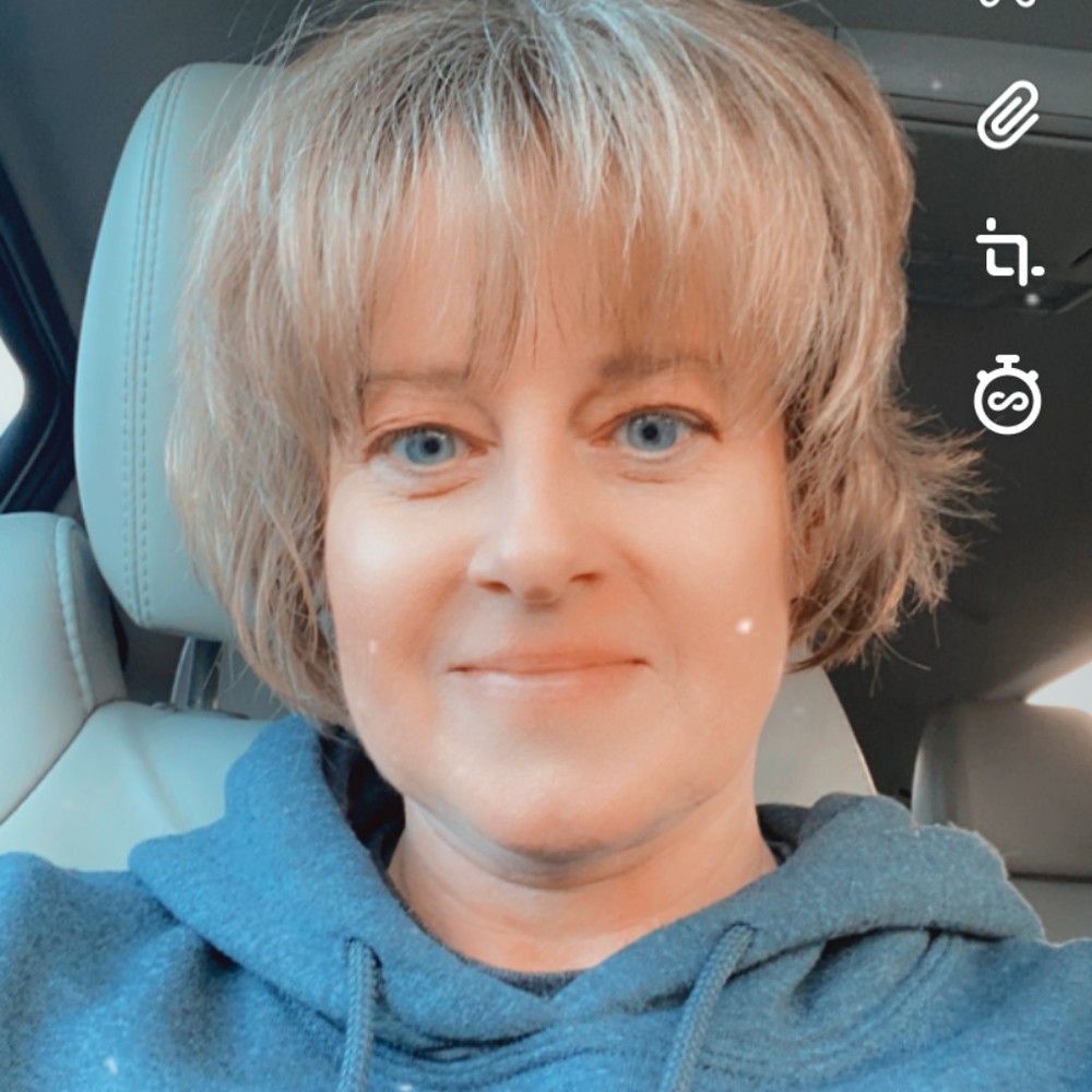Meet your Posher, Lori